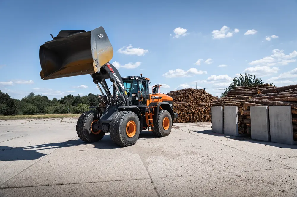 Doosan DL420CVT-7 thumbnail 2