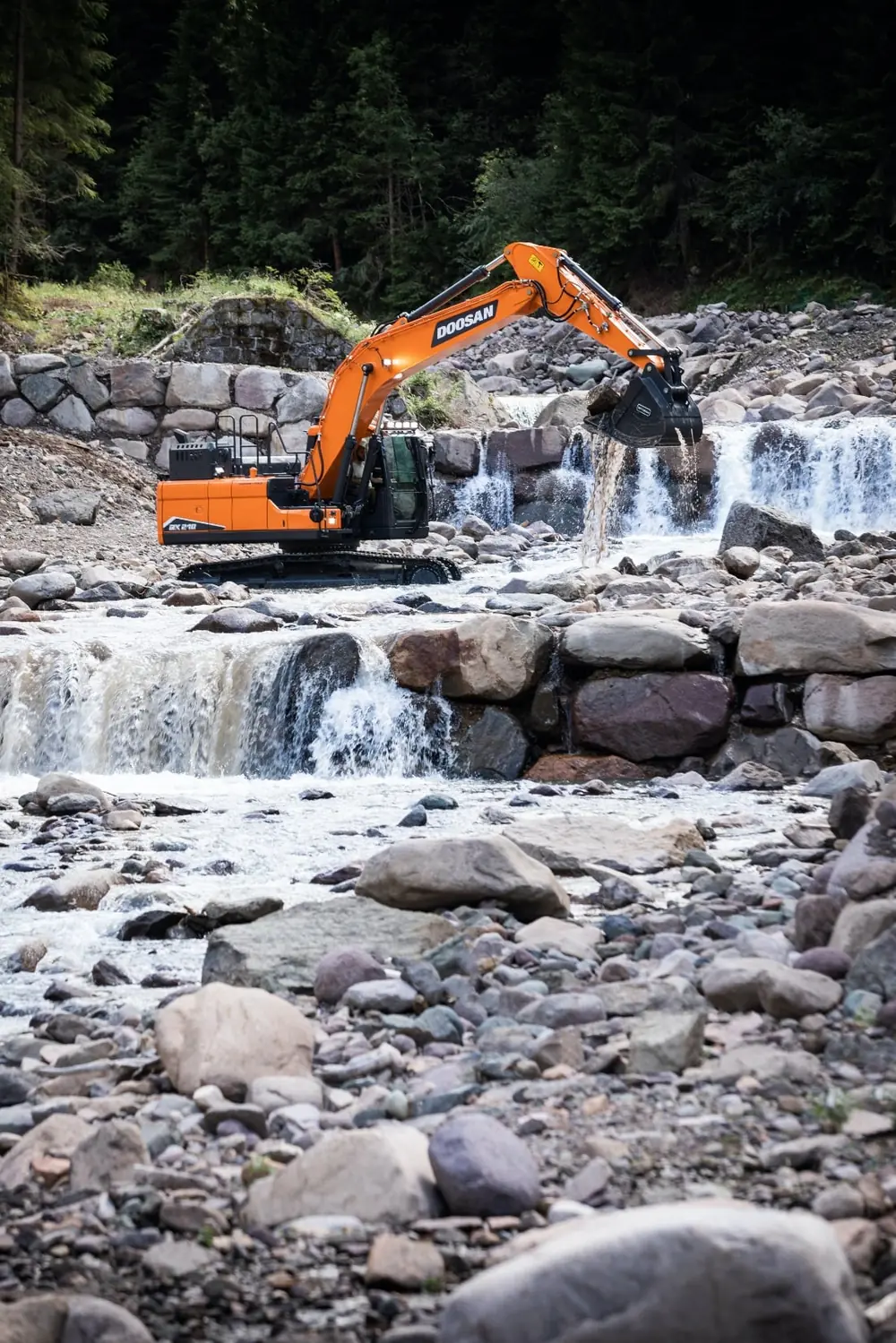 Doosan DX210LC-7 thumbnail 2