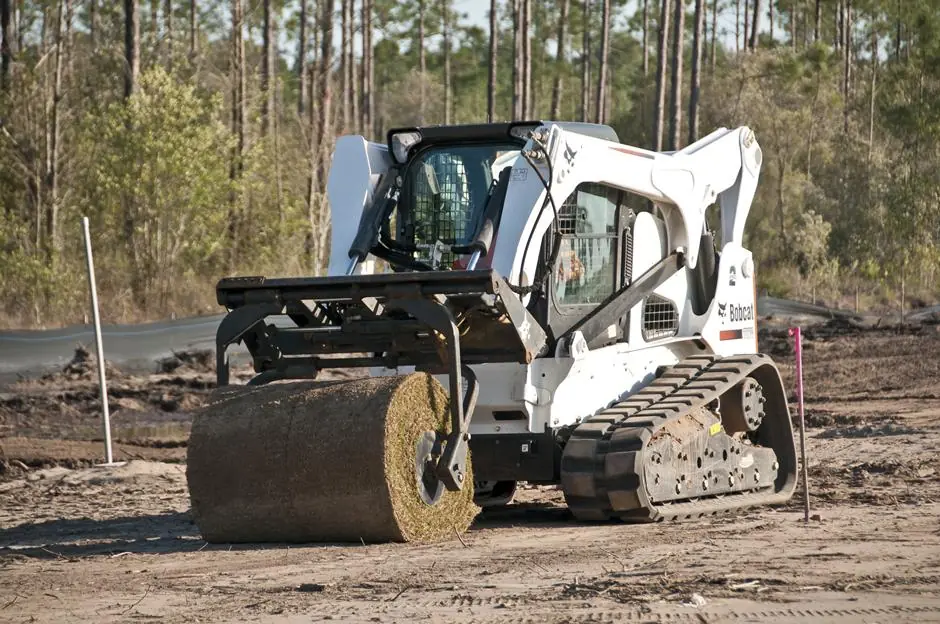 Bobcat T870 thumbnail 2