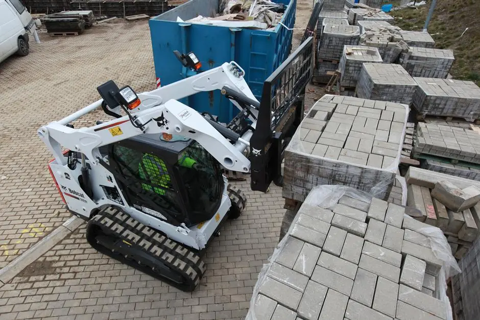 Bobcat T590 thumbnail 4