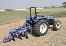 Bobcat New Holland 4WD (4 Wheel Drive) and 4x4 Farm Tractors thumbnail 2