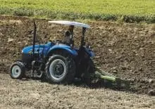 Bobcat New Holland 4WD (4 Wheel Drive) and 4x4 Farm Tractors thumbnail 28