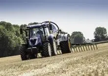 Bobcat New Holland 4WD (4 Wheel Drive) and 4x4 Farm Tractors thumbnail 6