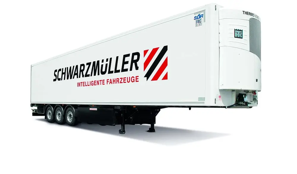 Schwarzmüller 3-axle refrigerated box-body semitrailer