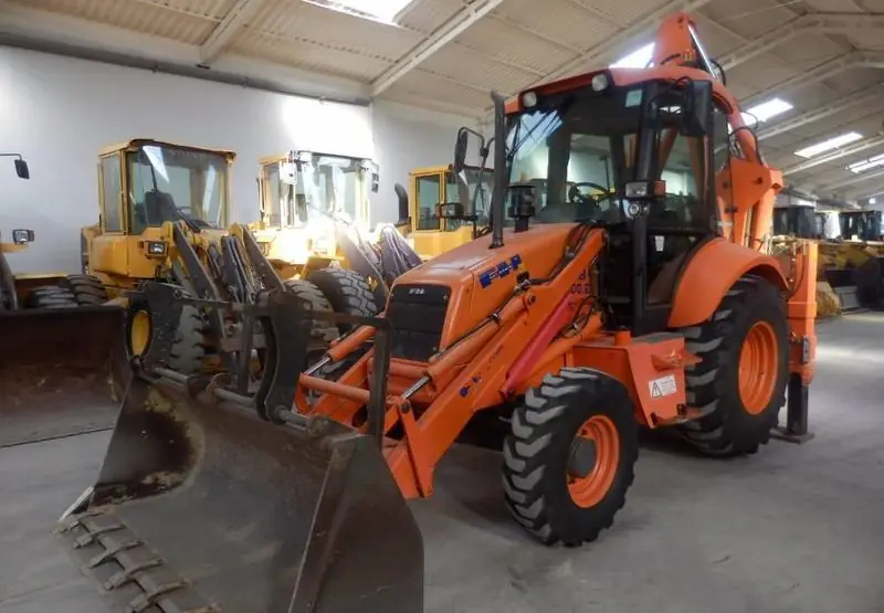 Fiat-Hitachi FB 100.2