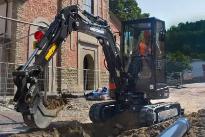 Eurocomach 28 ZT thumbnail 2