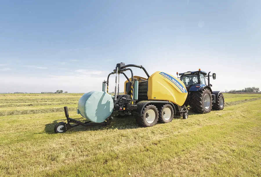 New Holland Roll Baler 135 Ultra Combi thumbnail 3