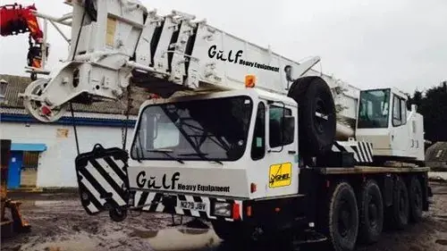 Grove AT 990 E (11,85 t-8x6x8)