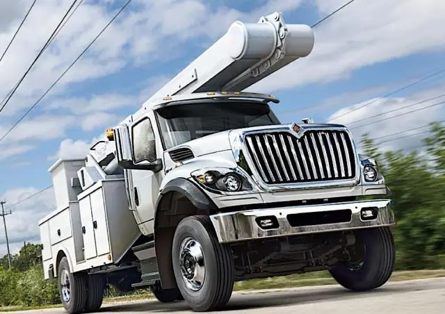 International HV513 113 Crew Cab