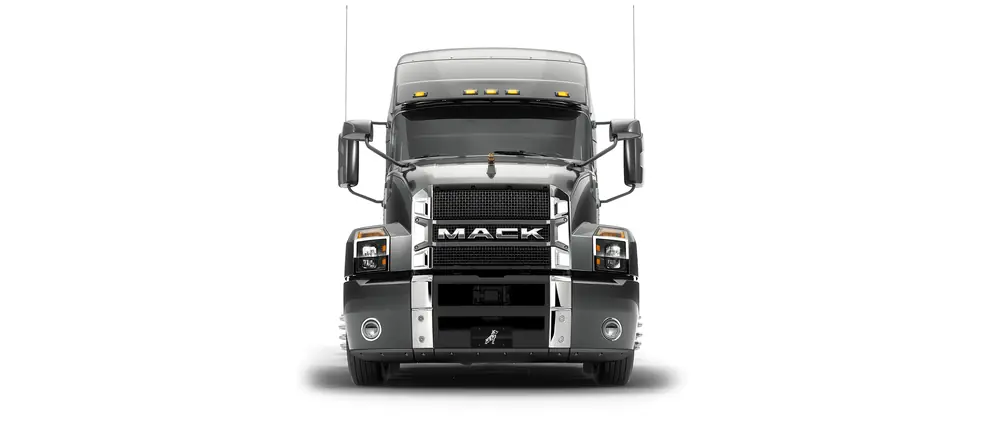 Mack Anthem 48" Flat Top Sleeper MP7 6x2 thumbnail 2