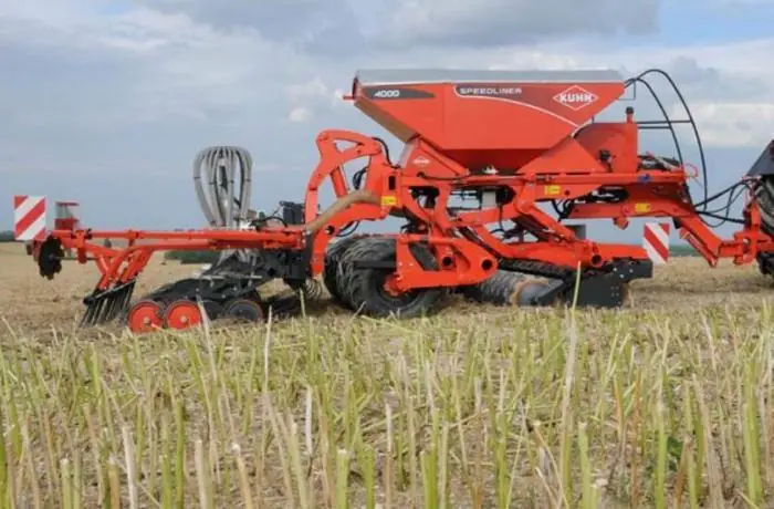 Kuhn Speedliner 4000-32 thumbnail 3