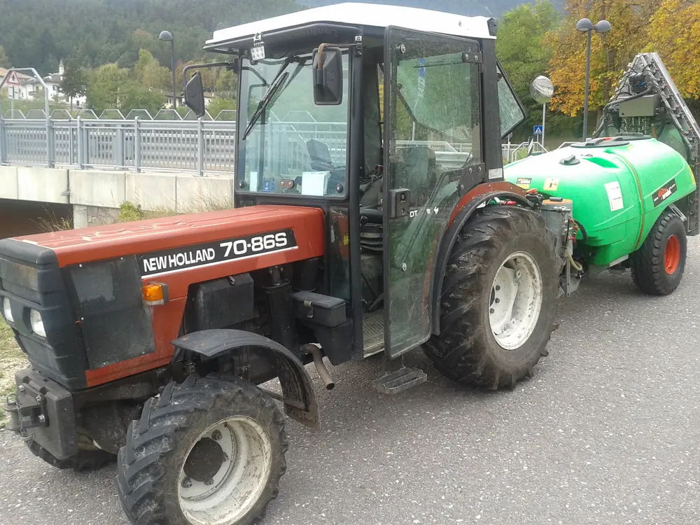 New Holland 70-86/100 VS