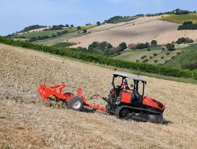 DEUTZ-FAHR C 7205 Farmline thumbnail 4