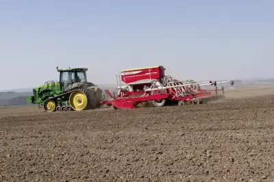 Pöttinger Terrasem C 8 fertilizer