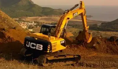 JCB JS 260 NLC thumbnail 2