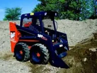Thomas T 135 s