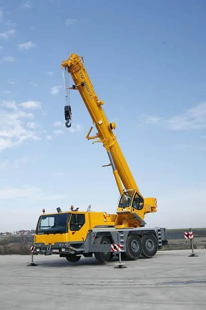 Liebherr LTM 1050-3.1 thumbnail 6