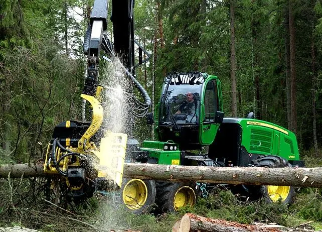 John Deere 1270 E thumbnail 2