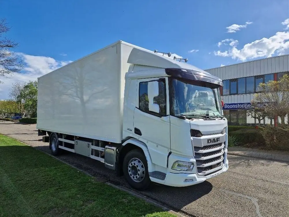 DAF XD 340 FT