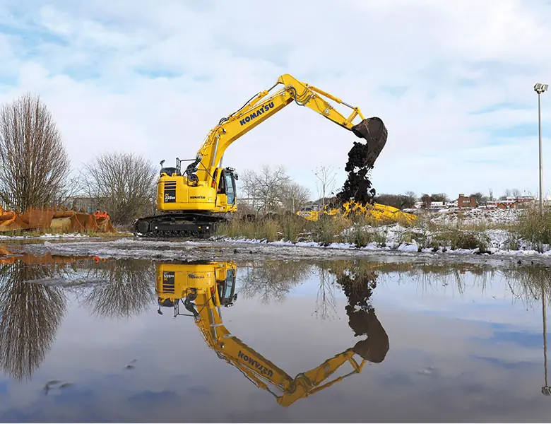 Komatsu PC228USLC-11E0 thumbnail 4