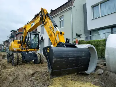 JCB JS145W thumbnail 3