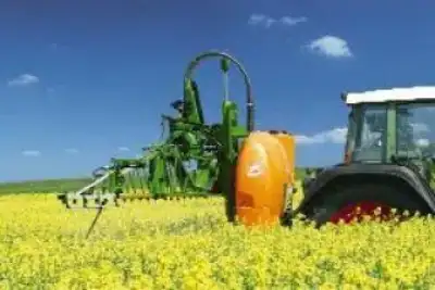 Amazone UF 1201 (24)