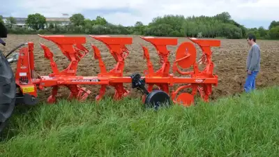 Kuhn Master 103 4E T thumbnail 3