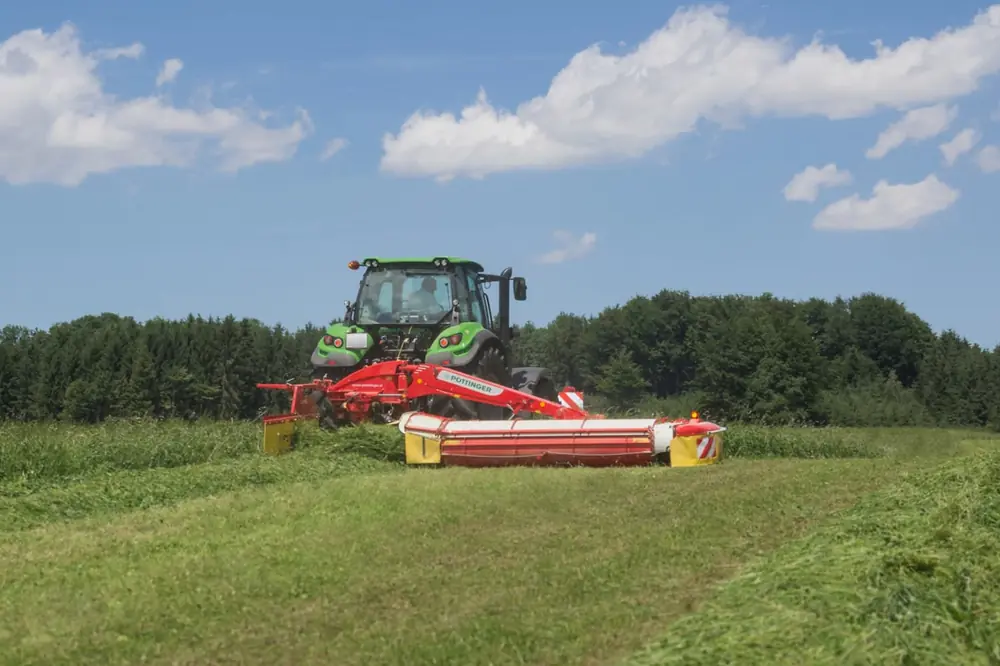 Pöttinger NovaCat 352 CF