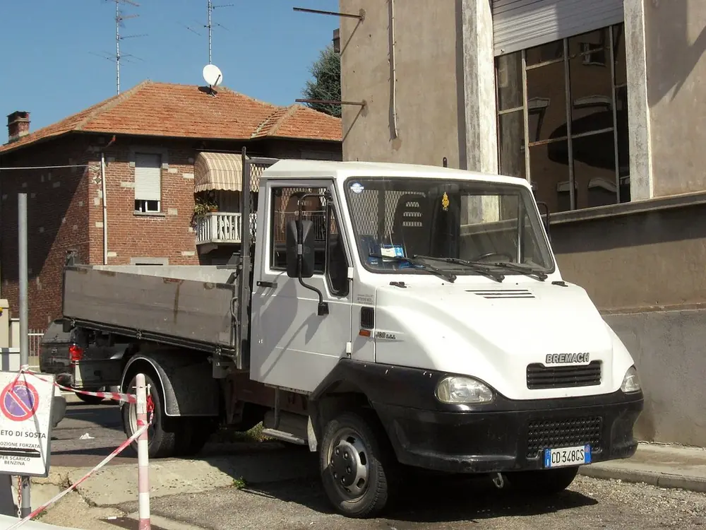 Bremach JOB 35m