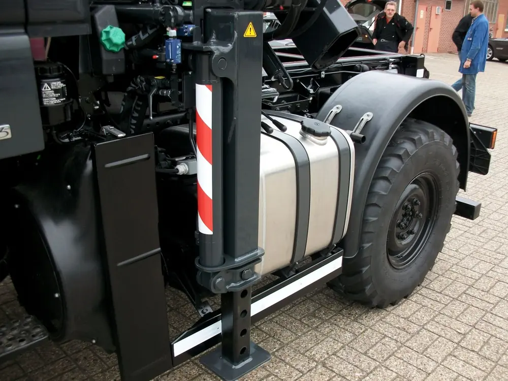 MKG HLK 106 HP a1 thumbnail 4