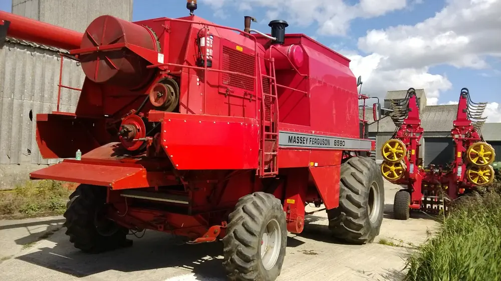 Massey Ferguson 8590 Rotary