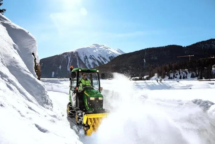 John Deere 1026 R