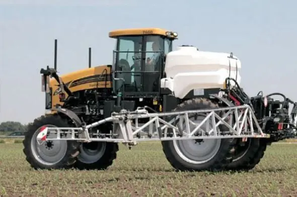 Challenger SpraCoupe 7650
