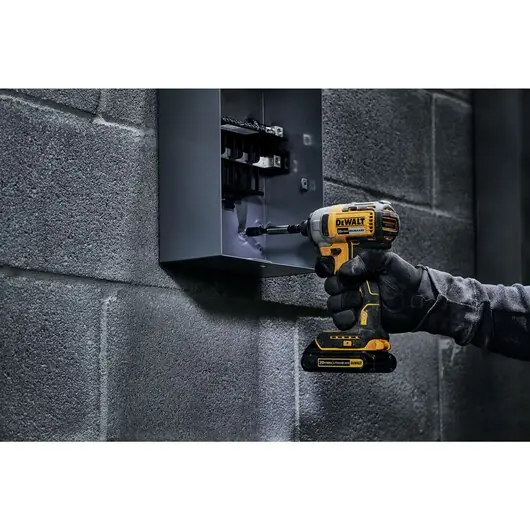DEWALT DCF787C2