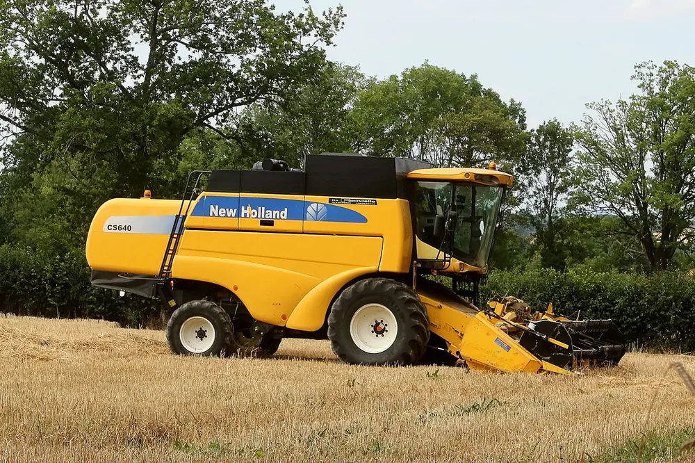 New Holland CS 640 E 1E