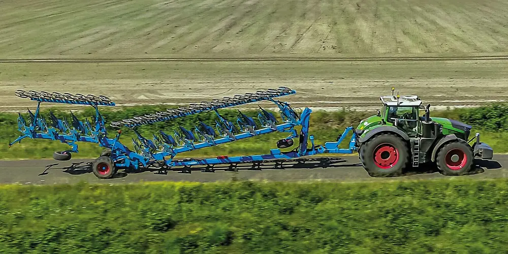Lemken Titan 18 V U 8+3+1 / 100