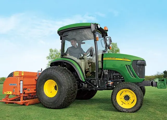 John Deere 4520