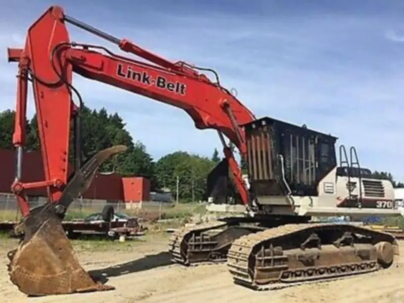 Link-Belt 370 LX Road Builder