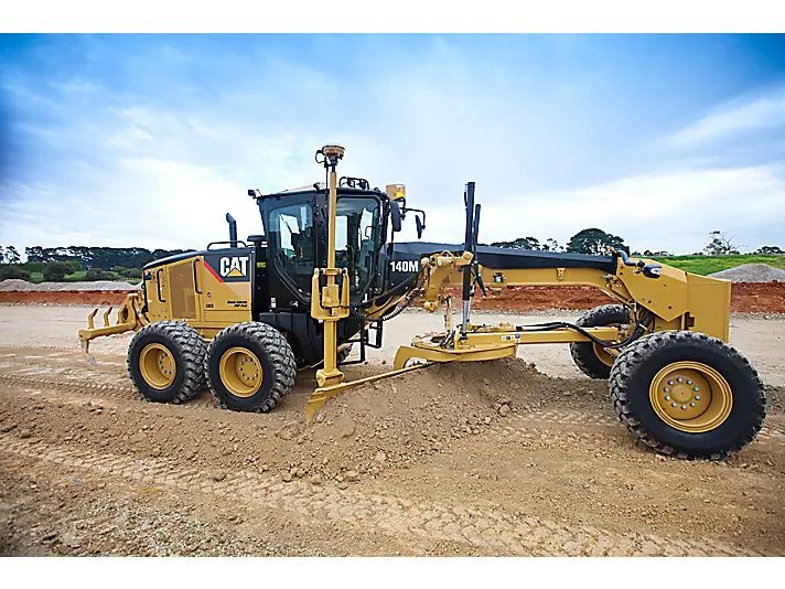 Caterpillar 140M AWD thumbnail 3
