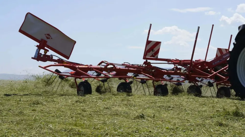 Kuhn GF 8700 thumbnail 6