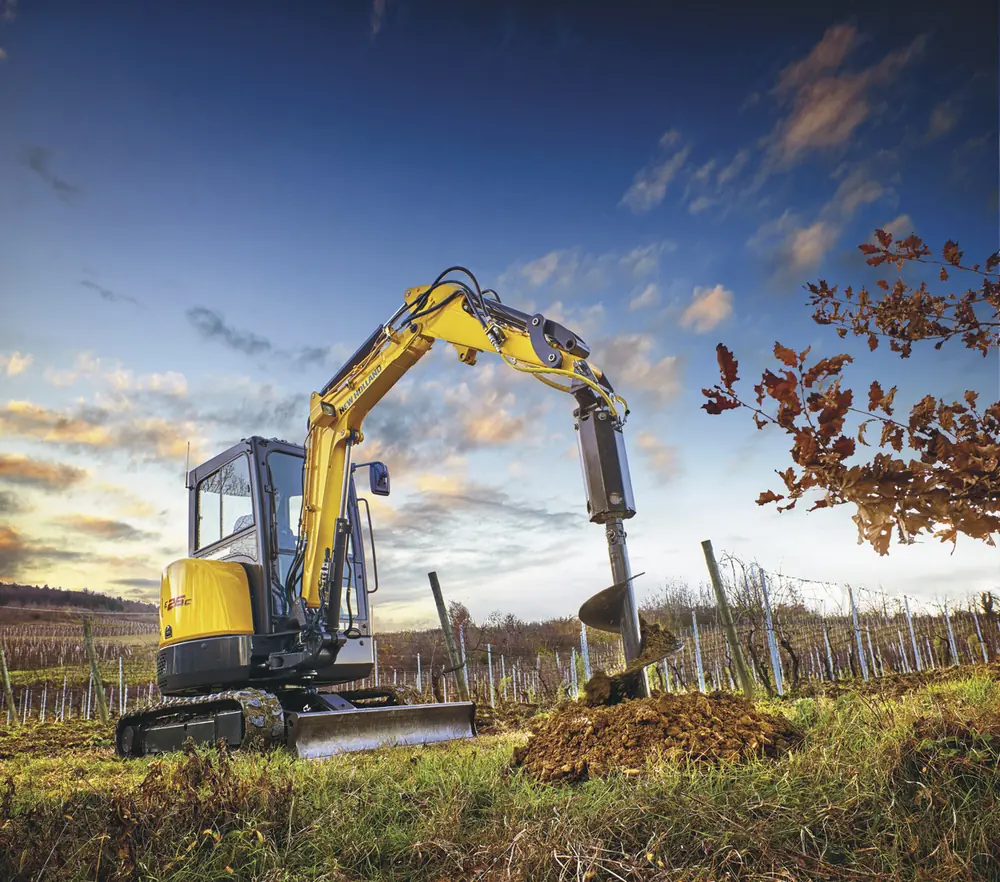 New Holland E26C