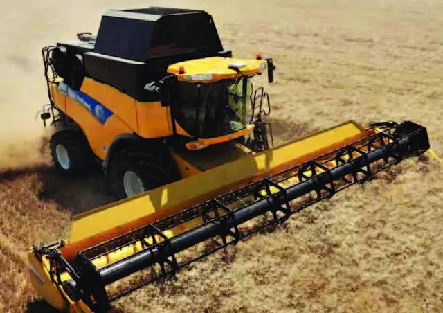New Holland CR 9080 Elevation