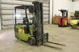 Clark TM 22