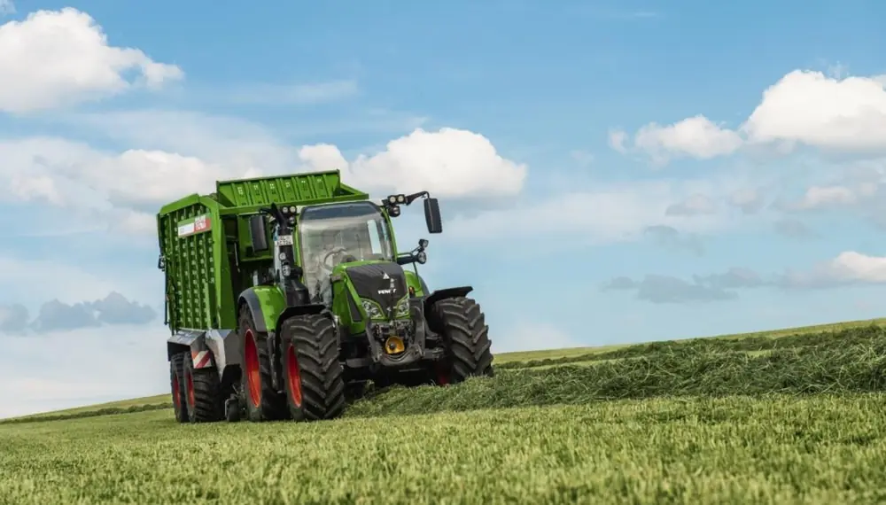 Fendt 724 Vario Power thumbnail 3