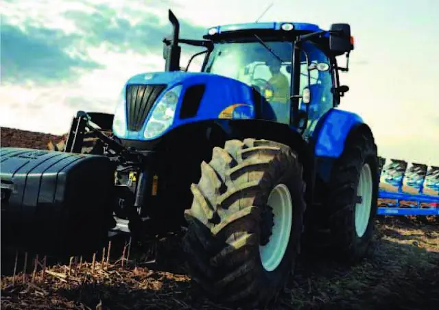 New Holland T 7040 (800)