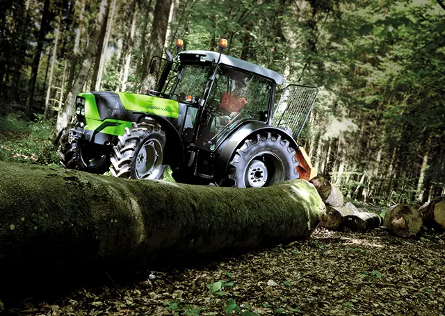 DEUTZ-FAHR Agroplus 100