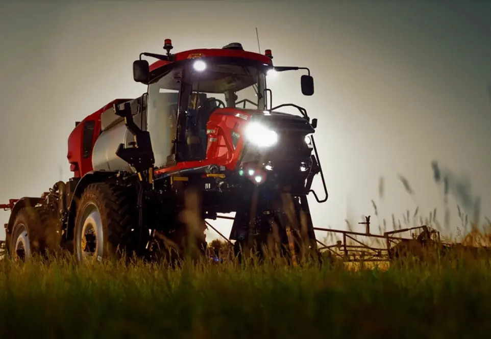 Case IH Patriot 3250 thumbnail 2