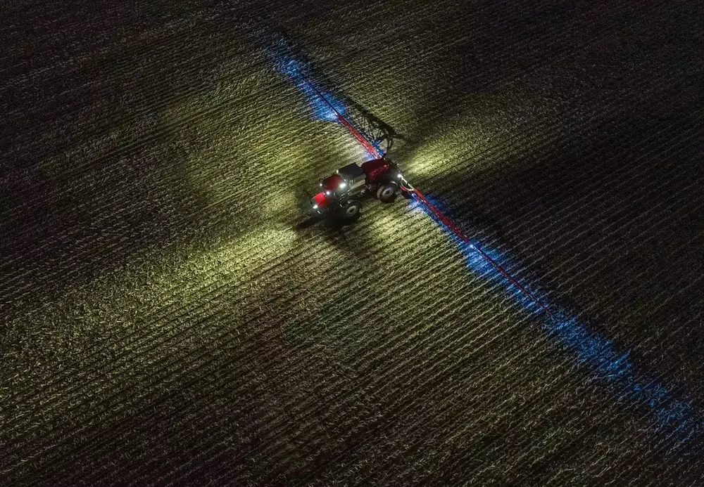 Case IH Patriot 3250 thumbnail 3